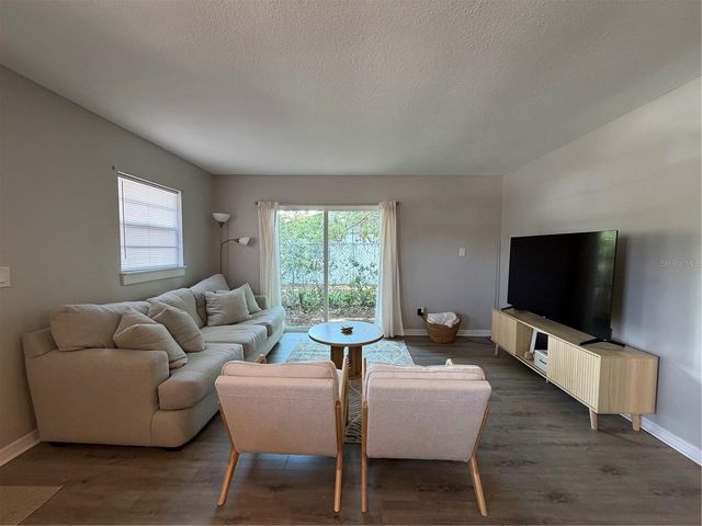 1720 W ARCH STREET, Tampa, FL 33607