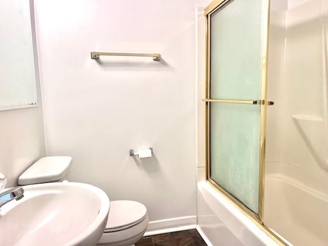 2209 S Inwood Drive, Huntington, WV 25701