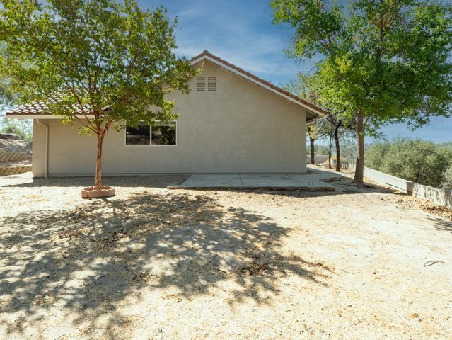 28684 Copper Creek Drive, Coarsegold, CA 93614