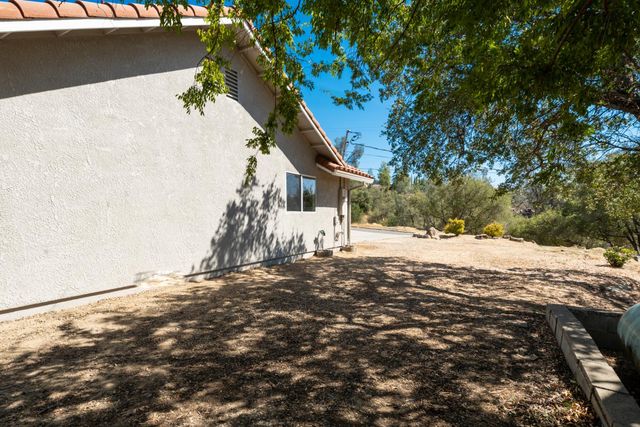 28684 Copper Creek Drive, Coarsegold, CA 93614