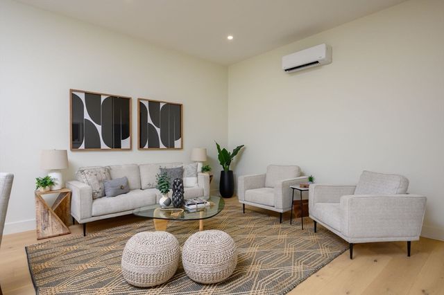 21 Tanglewood Road 1, Boston, MA 02124