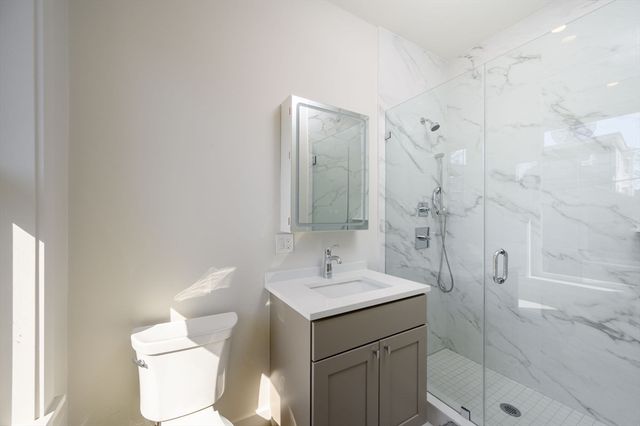 21 Tanglewood Road 1, Boston, MA 02124