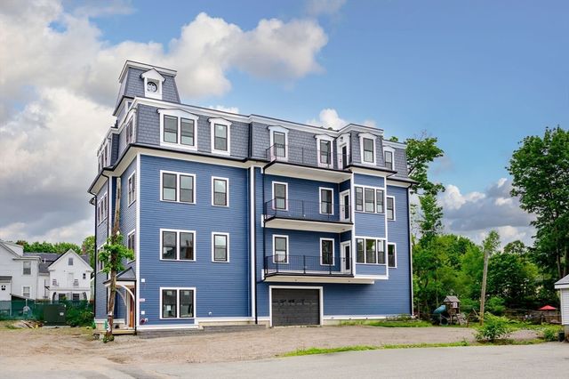 21 Tanglewood Road 1, Boston, MA 02124