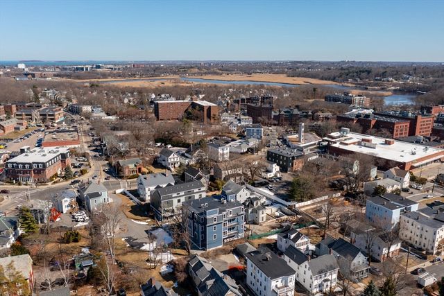 21 Tanglewood Road 1, Boston, MA 02124