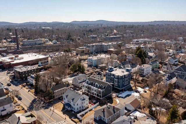 21 Tanglewood Road 1, Boston, MA 02124