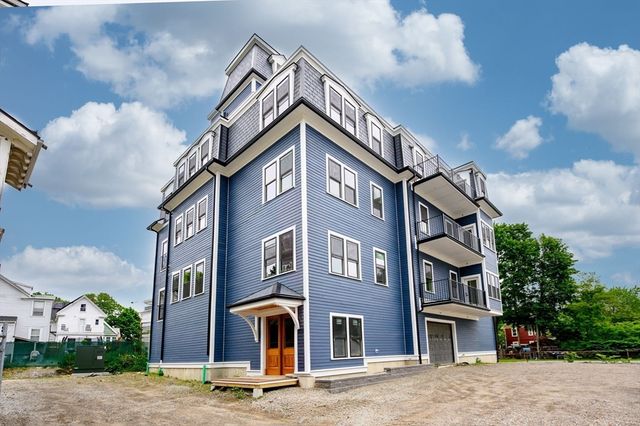 21 Tanglewood Road 1, Boston, MA 02124