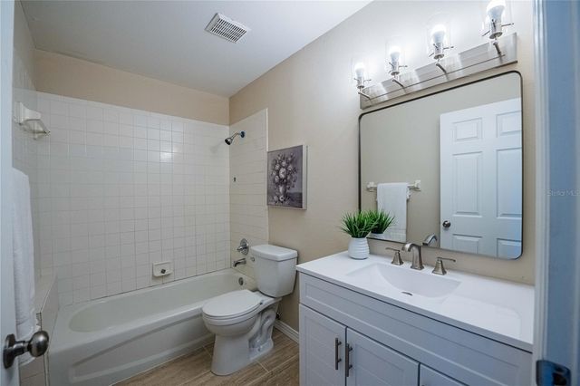 4864 CEDAR VIEW DRIVE, Mulberry, FL 33860