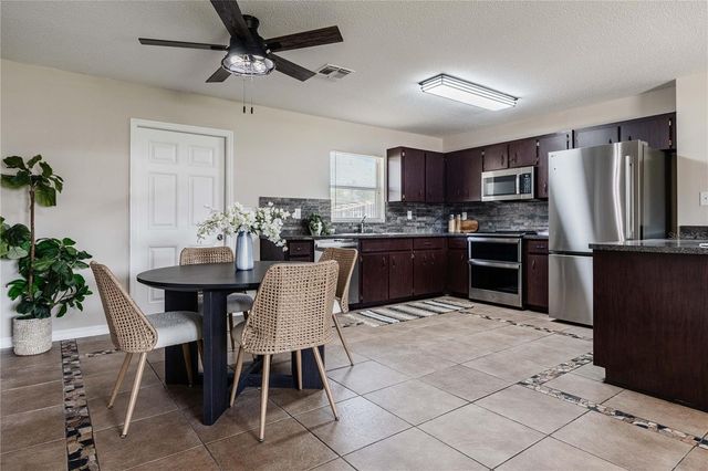 4864 CEDAR VIEW DRIVE, Mulberry, FL 33860