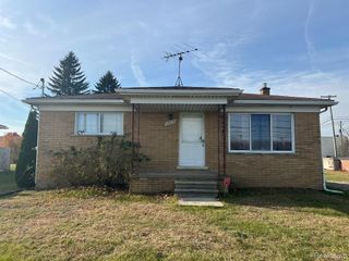 49633 Hayes Road, Shelby Twp, MI 48315