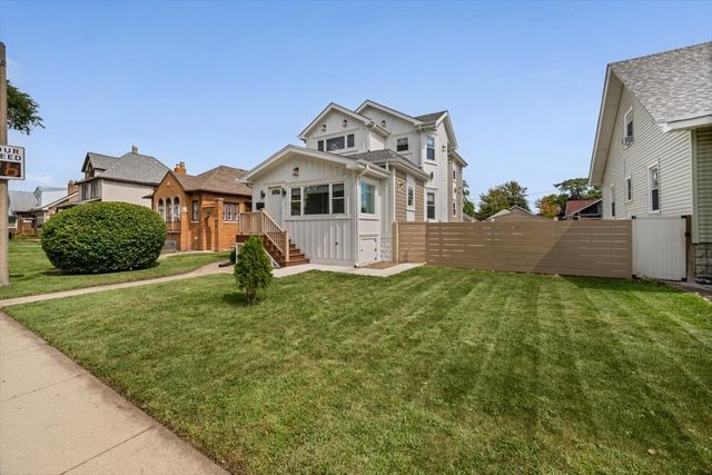 135 S 19th Avenue, Maywood, IL 60153