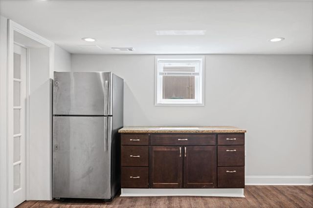135 S 19th Avenue, Maywood, IL 60153