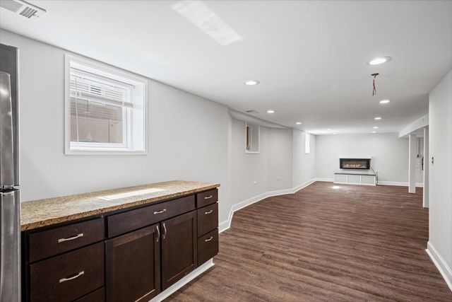135 S 19th Avenue, Maywood, IL 60153