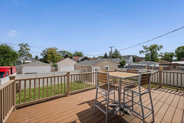 135 S 19th Avenue, Maywood, IL 60153