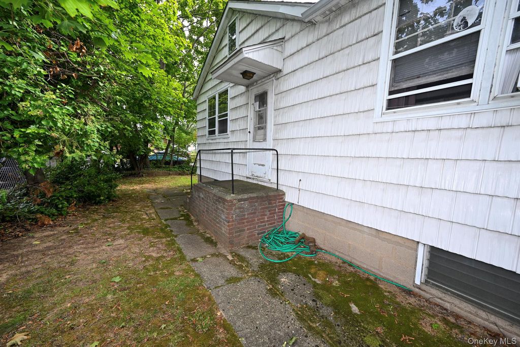 41 Porter Street, Elmont, NY 11003 — photo 3