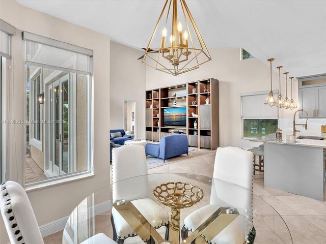 3849 Gulfstream Way, Davie, FL 33328