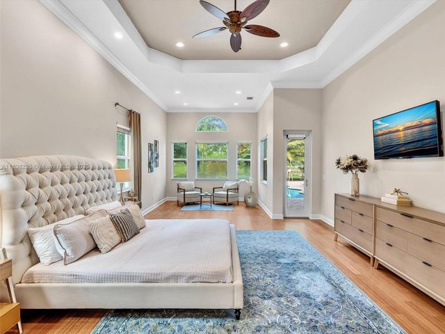 3849 Gulfstream Way, Davie, FL 33328