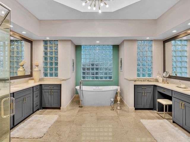 3849 Gulfstream Way, Davie, FL 33328