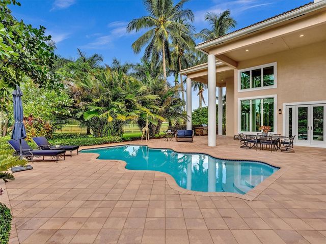 3849 Gulfstream Way, Davie, FL 33328