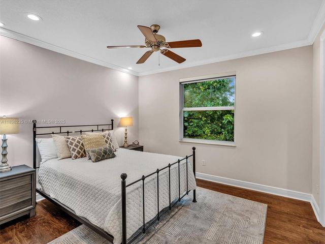 3849 Gulfstream Way, Davie, FL 33328