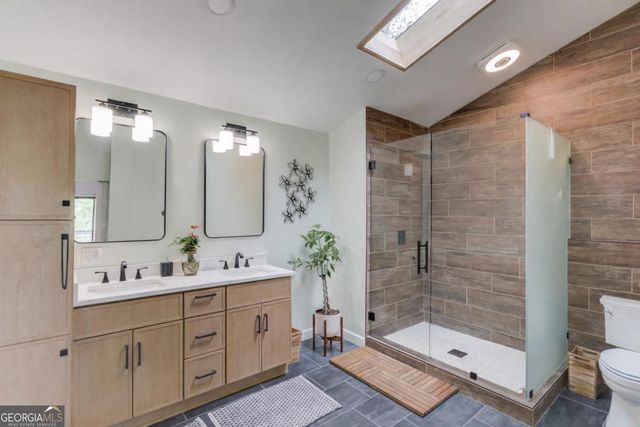 8515 Lake Drive, Snellville, GA 30039