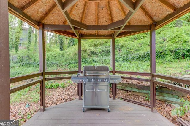 8515 Lake Drive, Snellville, GA 30039