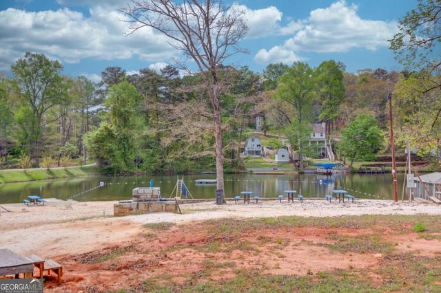 8515 Lake Drive, Snellville, GA 30039