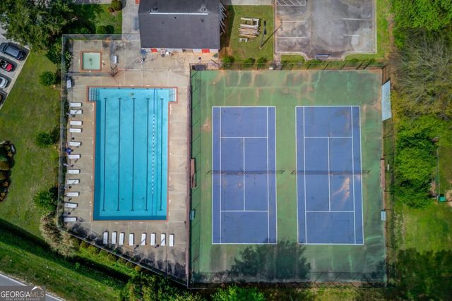 8515 Lake Drive, Snellville, GA 30039