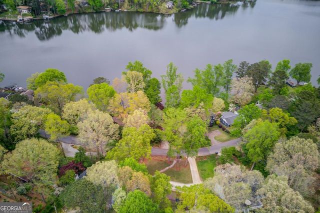 8515 Lake Drive, Snellville, GA 30039