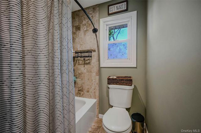 4 Park Road, Rocky Point, NY 11778