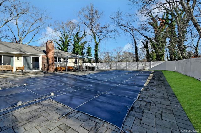 4 Park Road, Rocky Point, NY 11778