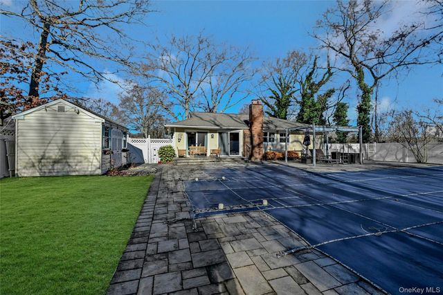 4 Park Road, Rocky Point, NY 11778