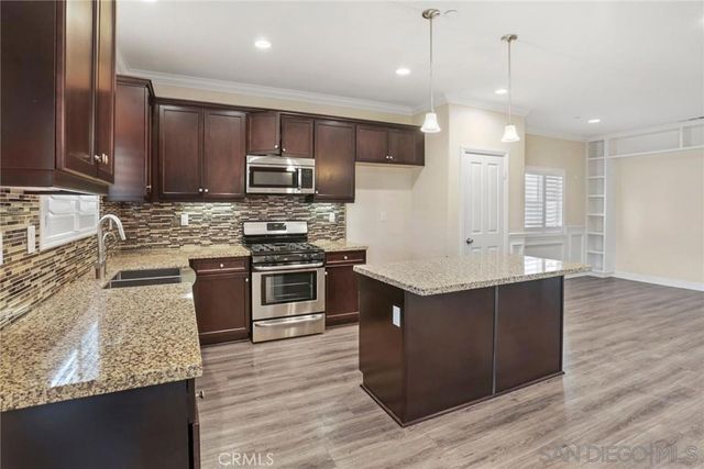 3326 Crowfoot, San Bernardino, CA 92407