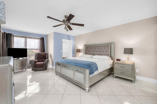 14475 Strathmore Lane 602, Delray Beach, FL 33446