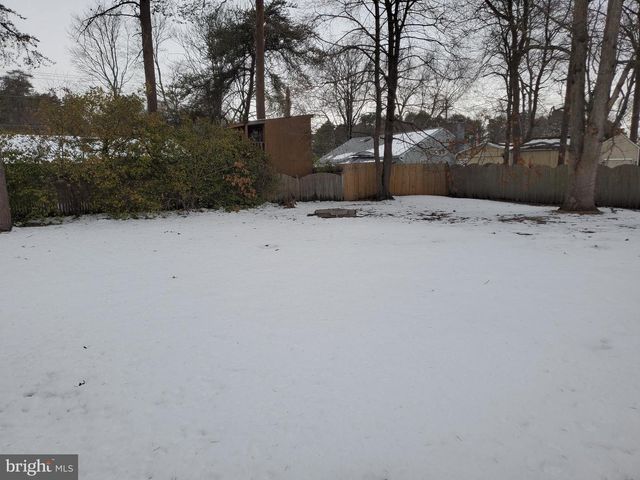 203 CHESTNUT AVE, Berlin, NJ 08009