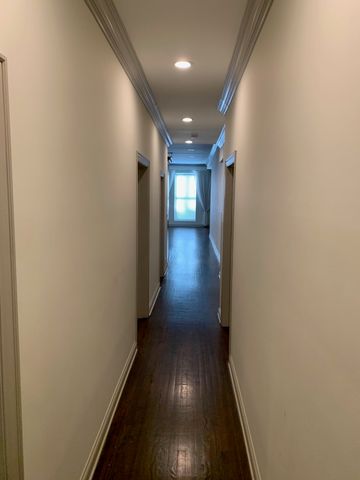 9 E Huron Street 1, Chicago, IL 60611