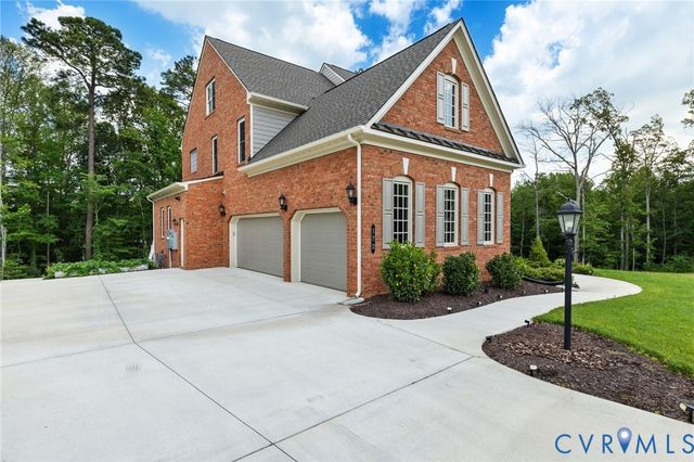 172 Blair Estates Ct, Richmond, VA 23238