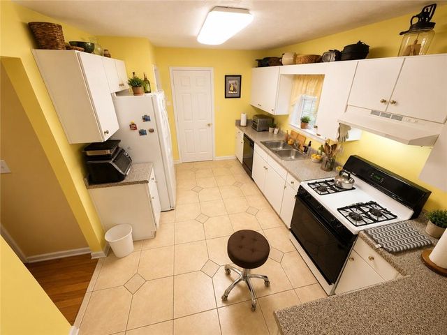 6366 Conisburgh Lane, Stone Mountain, GA 30087