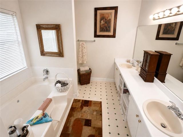 6366 Conisburgh Lane, Stone Mountain, GA 30087