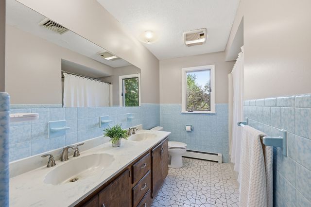 36 Goldenview Drive, West Springfield, MA 01089