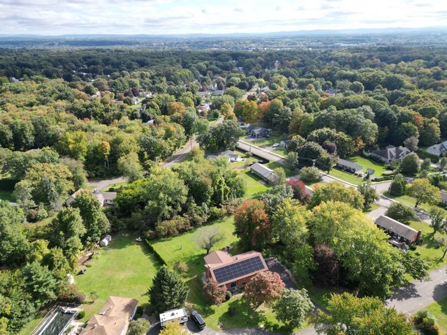 36 Goldenview Drive, West Springfield, MA 01089