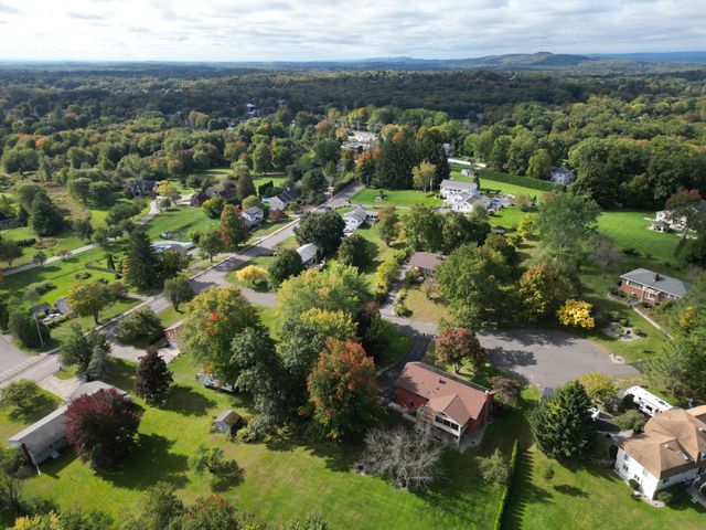 36 Goldenview Drive, West Springfield, MA 01089