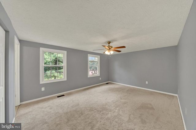3806 PINEDALE DR, Baltimore, MD 21236