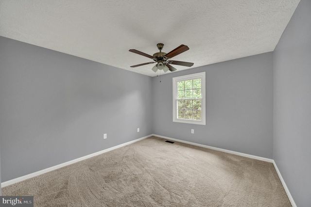 3806 PINEDALE DR, Baltimore, MD 21236