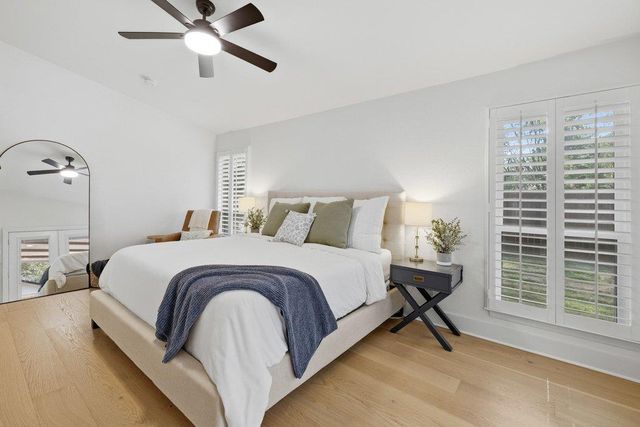 5017 Trail West DR, Austin, TX 78735