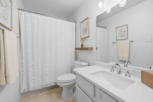 5017 Trail West DR, Austin, TX 78735