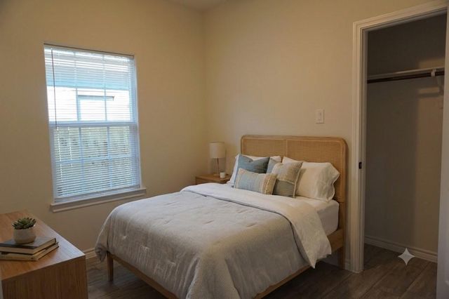 10000 Calendar Street, Willis, TX 77318
