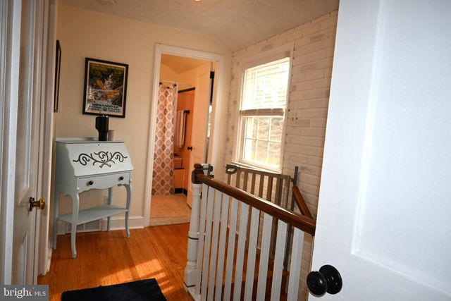 514 SPRINGVIEW LN, Springfield, PA 19064