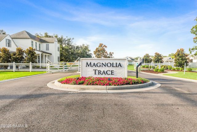 401 Grand Oak Drive, Broussard, LA 70518