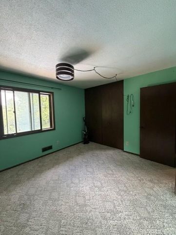 8042 73rd Street S, Cottage Grove, MN 55016