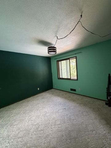 8042 73rd Street S, Cottage Grove, MN 55016